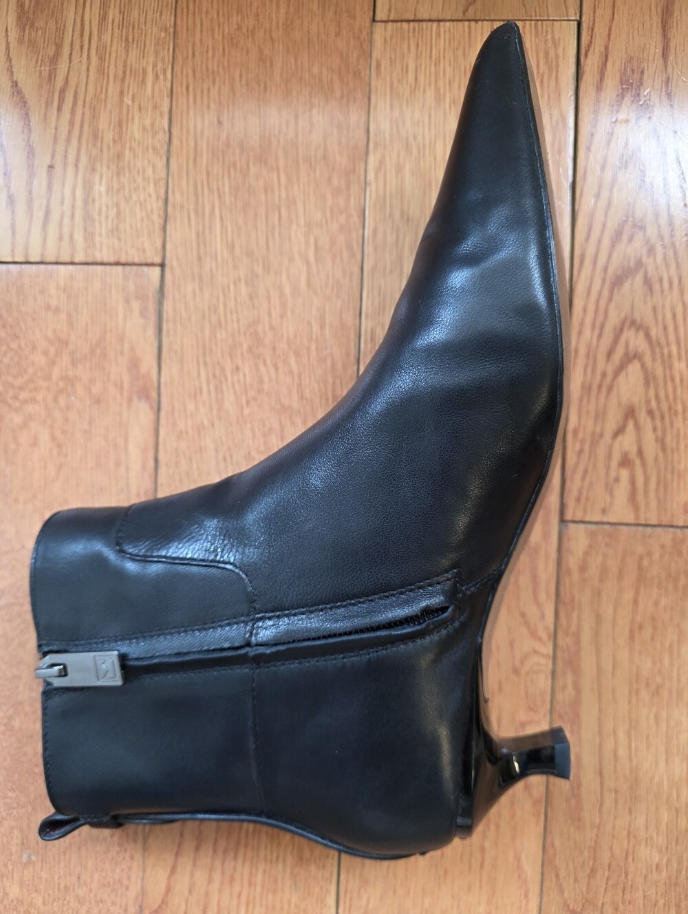 Franco Sarto Sarto Mala Black Leather Kitten Heel Ankle Boots 7.5